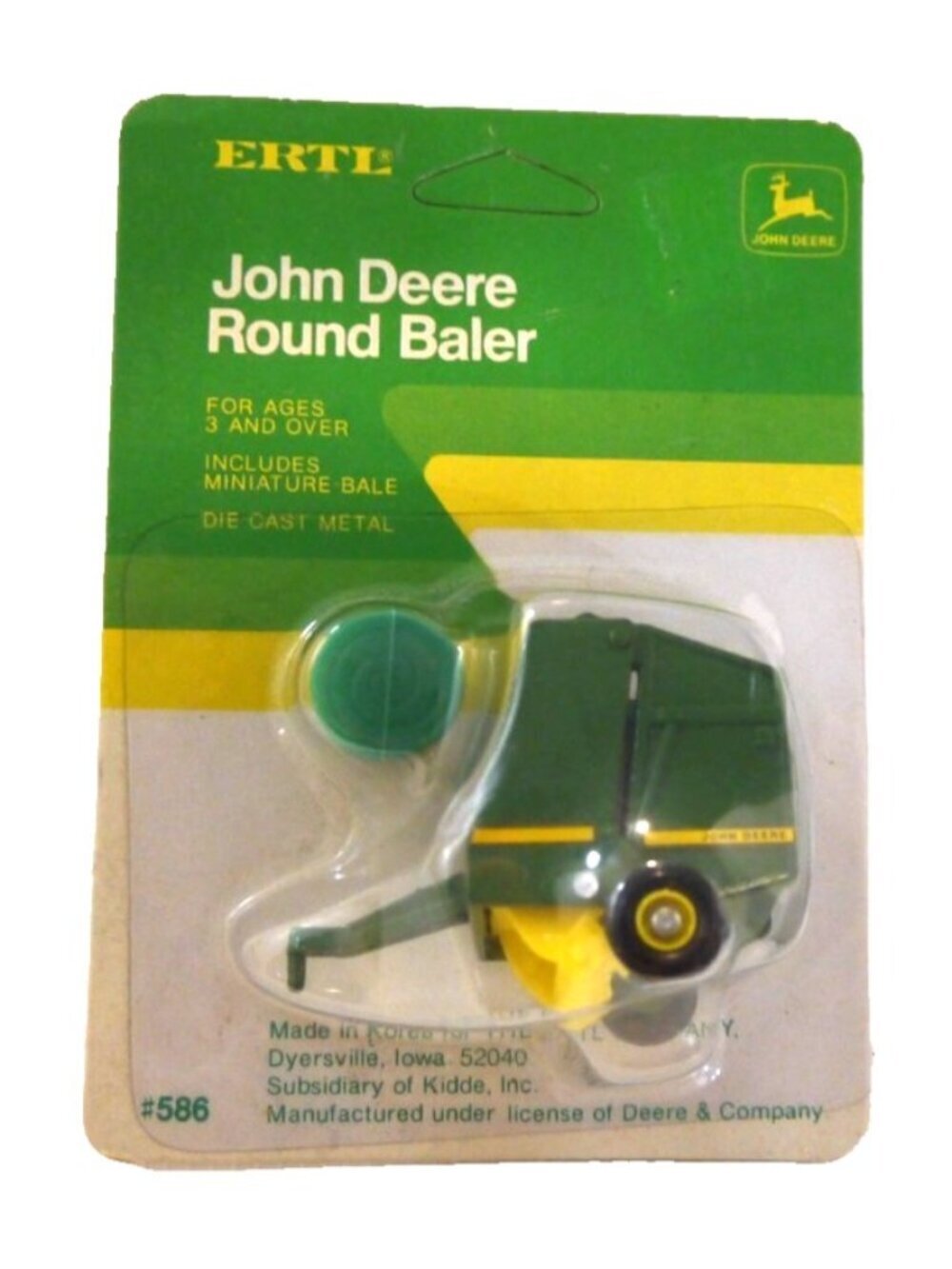Ertl John Deere Round Baler #586 green die cast 2.5" long New Package Discolored